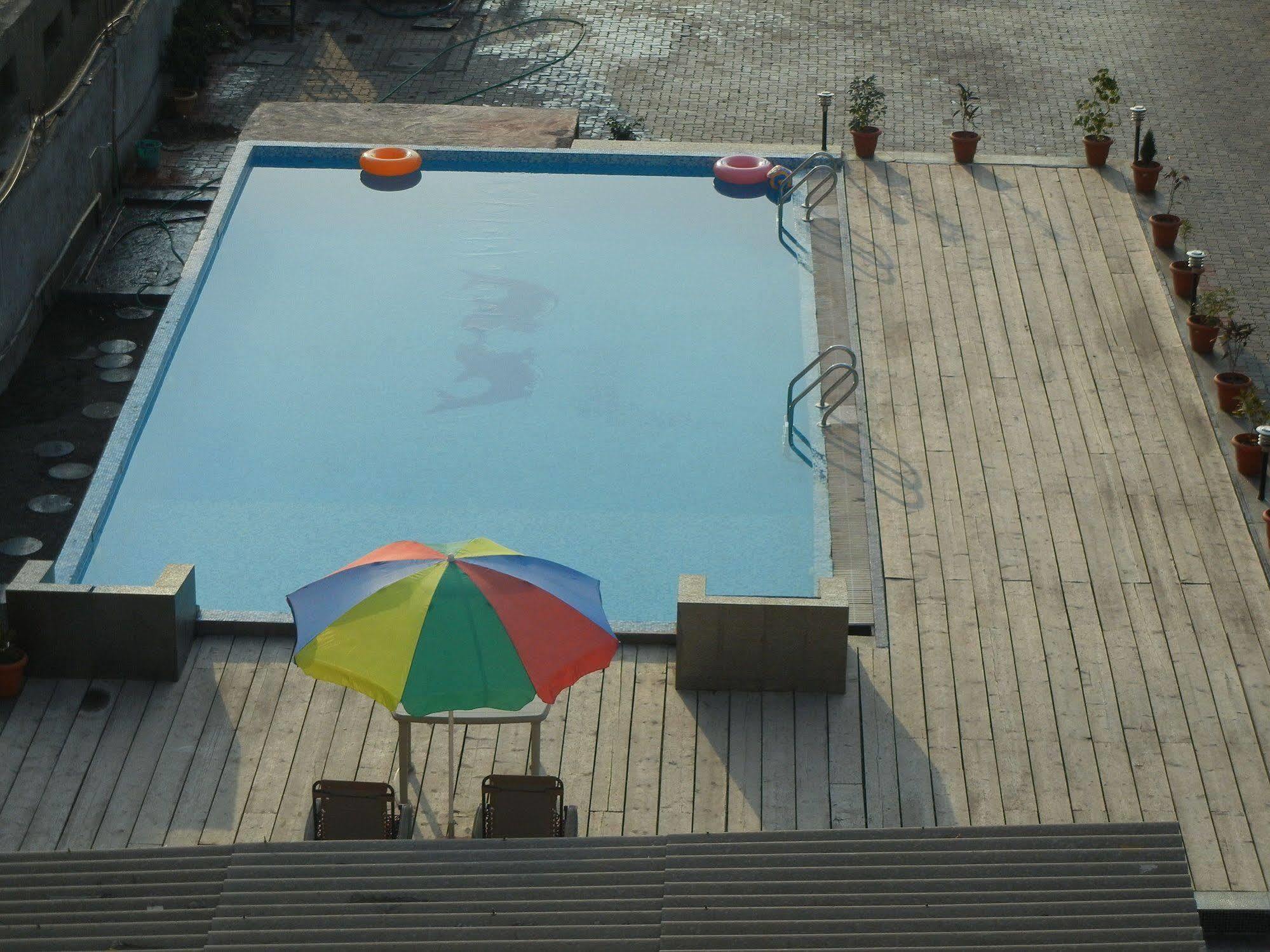 Hotel Jc Castle Shirdi Exterior foto
